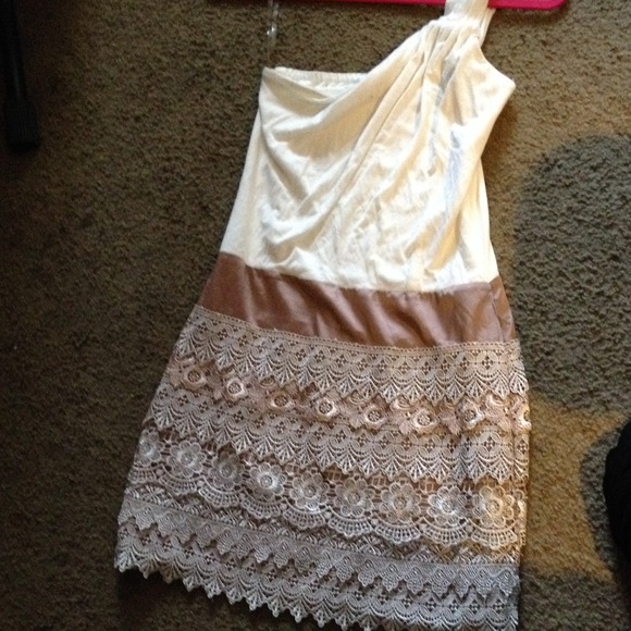 Cream one strapped dress