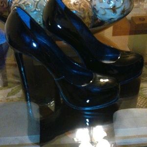 Kelsi by Kelsi Dagger patent pumps