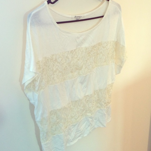 💛SOLD!💛 Forever21 lace and solid stripe shirt