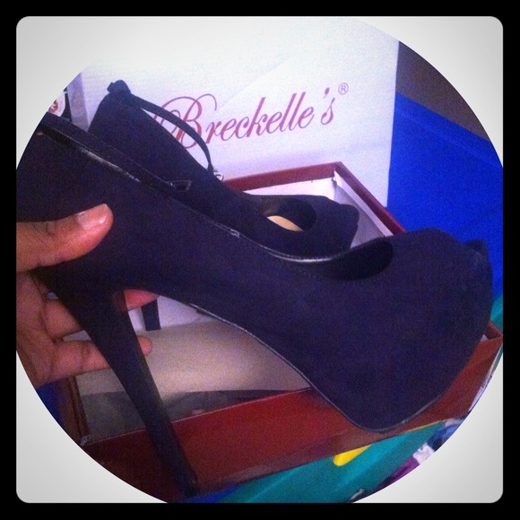 Heels w/ ankle strap!