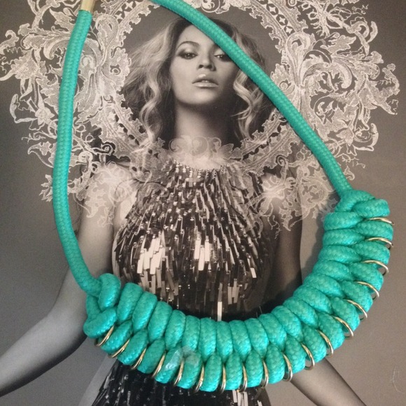 🔱SALE🔱Mint & Cold Rope Statement Necklace - Picture 1 of 3
