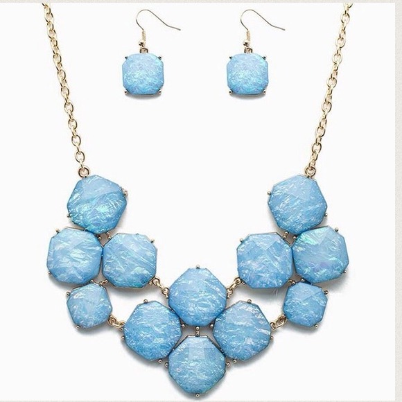 NEW simply blue necklace - Picture 2 of 4