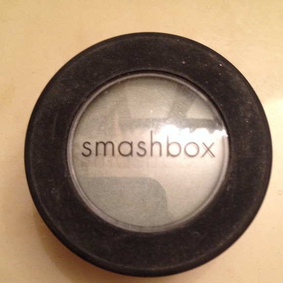 Smashbox blueish green eyeshadow. Never used! ❤️❤️