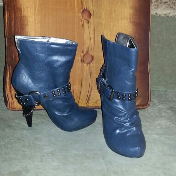 REDUCED PRICE **NWOT** Navy Faux Leather Booties