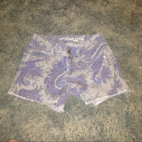 American eagle high rise paisley shorts size 0