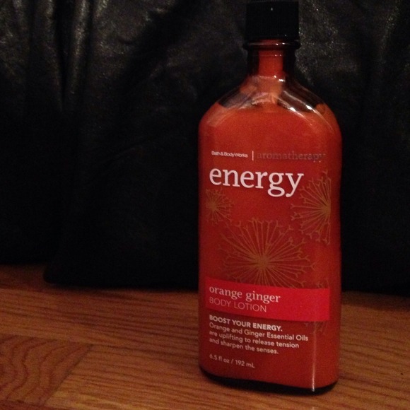 Bath and body works energy orange ginger  lotion🅰
