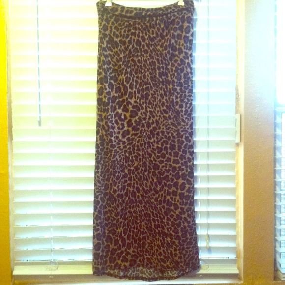 Leopard maxi skirt