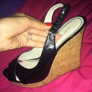Nine west black and brown wedges size 8