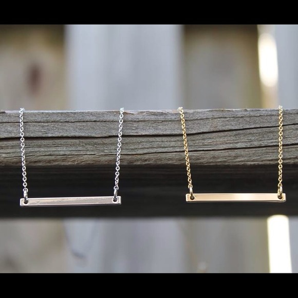 Dainty bar necklace - gold or silver