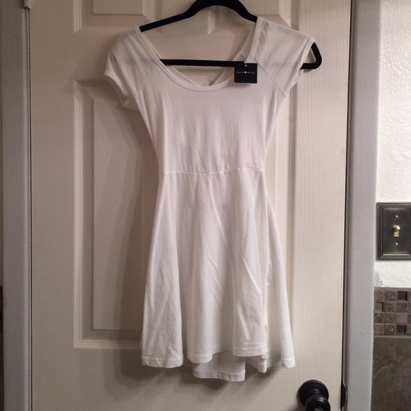 Bundled✖️ new brandy melville white Bethann dress