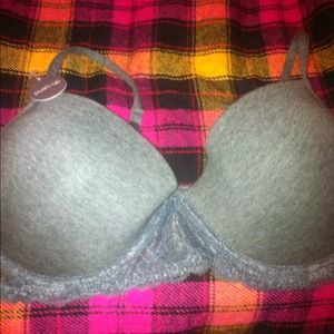 NWOT Grey Lace Push Up Bra 38 D