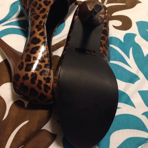 ❌❌SOLD❌❌ - Picture 3 of 4