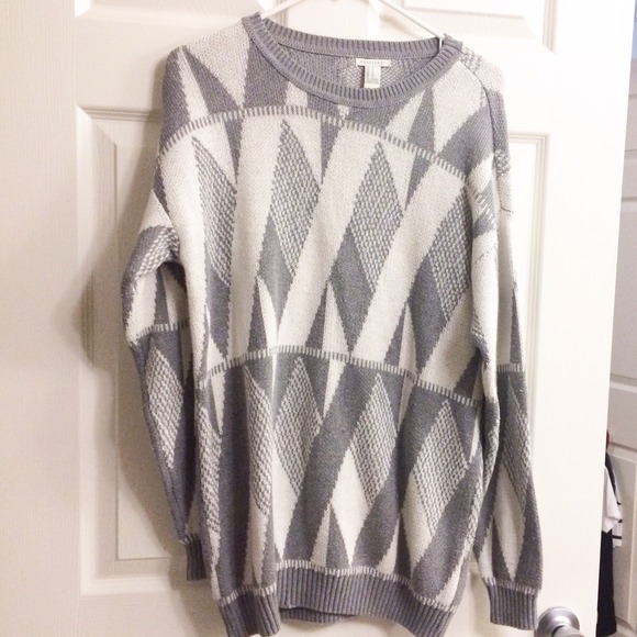 Grey Forever 21 geometric-aztec print sweater