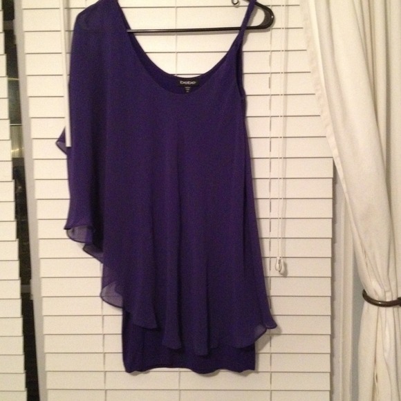 Bebe dress. Beautiful purple color.