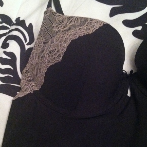 SOLD! 💜 - Picture 2 of 4