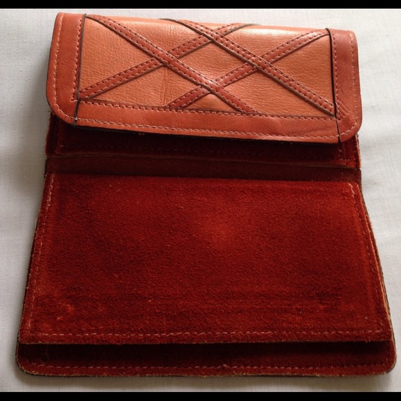 Vintage Leather Wallet - Picture 3 of 6