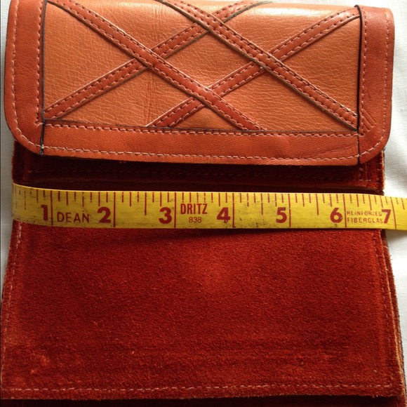 Vintage Leather Wallet - Picture 4 of 6