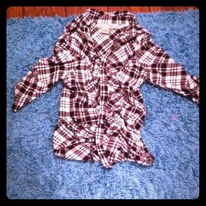 Plad button up shirt