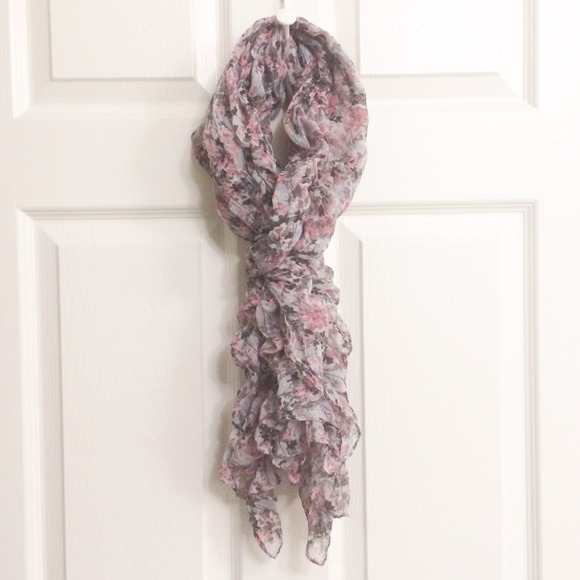 Forever 21 scarf - grey & pink