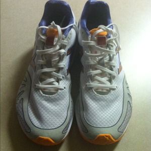 New balance sneakers