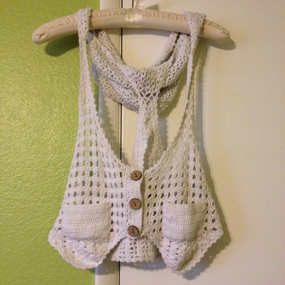 ***TRADED*** White Crochet Vest w/ Hood.