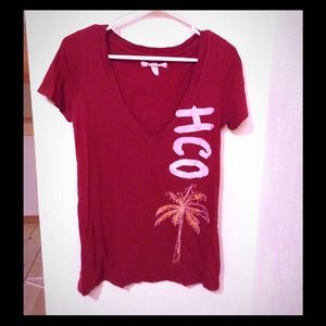 Hollister tee
