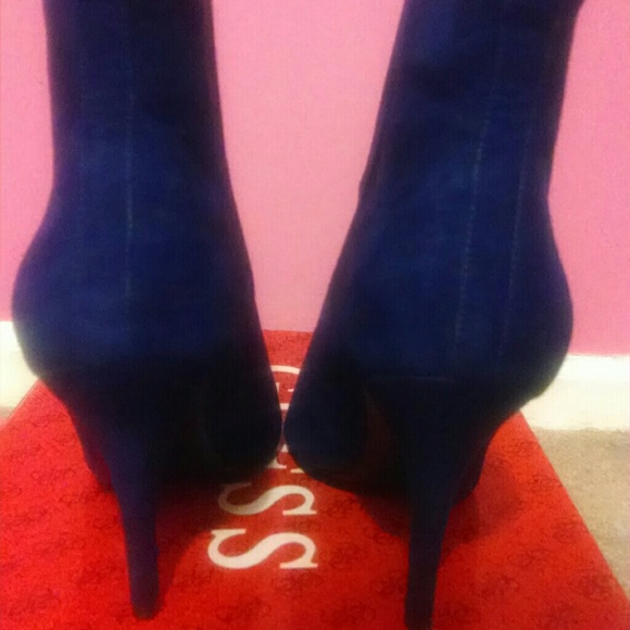 Guess ~Minette~Booties - Picture 3 of 4