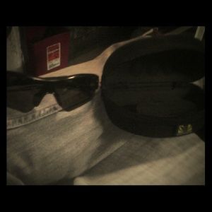Oakley sunglssses (Black)