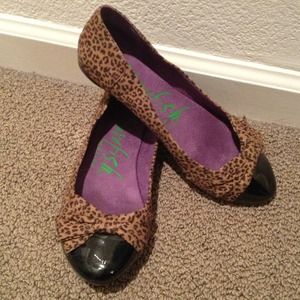 Leopard bow flats