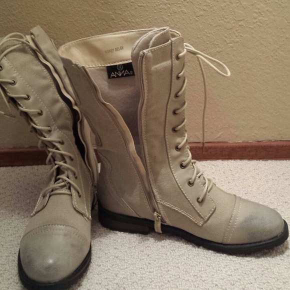 Anna lace zip-up boots