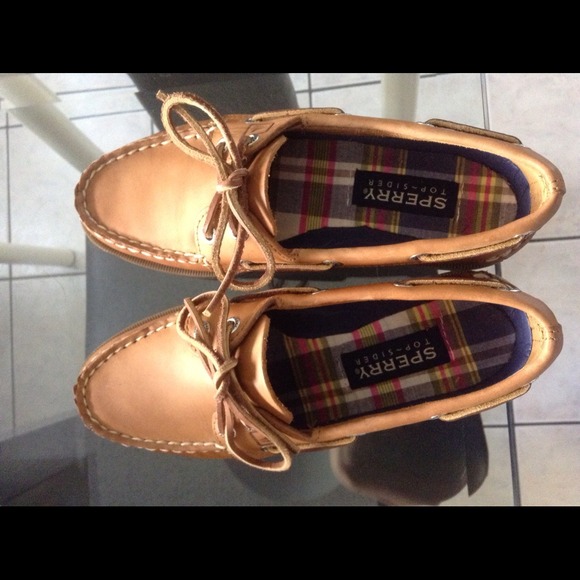 ⛔SOLD!!!⛔Authentic Women Original 2-Eye Shoe - Picture 2 of 4