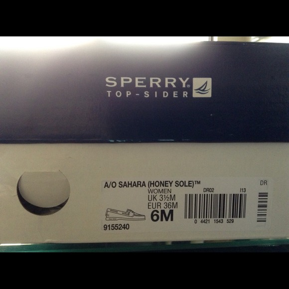 ⛔SOLD!!!⛔Authentic Women Original 2-Eye Shoe - Picture 4 of 4