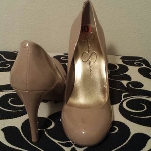 Jessica Simpson SEXY Nude Pumps NWOT