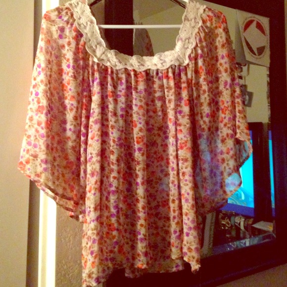 Floral top