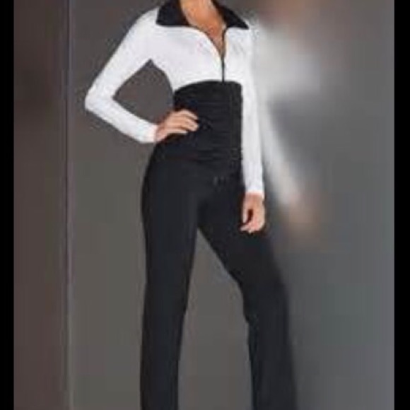 Boston Proper Tops - Reduced💋Hp💋New Chic  Ruched 2 pc Warm  up Suit💋