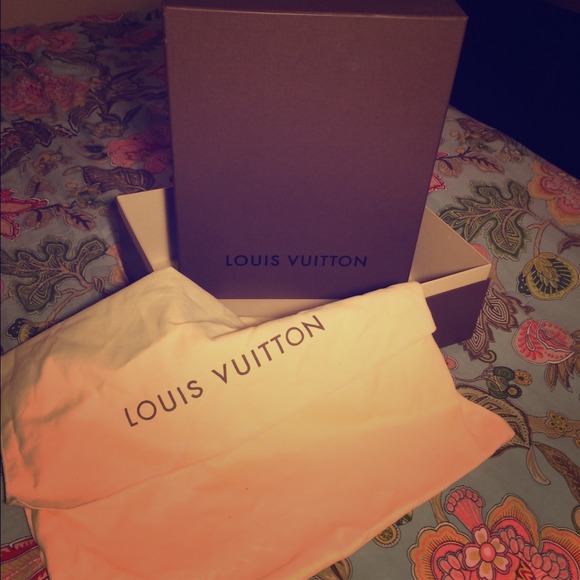 LV purse box and dust bag