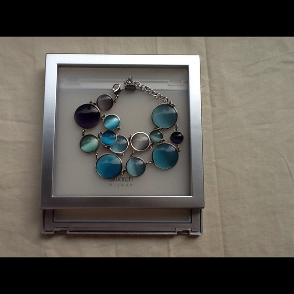 Bracelet - Picture 3 of 3