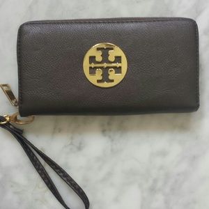 Inspired tory Burch wallet