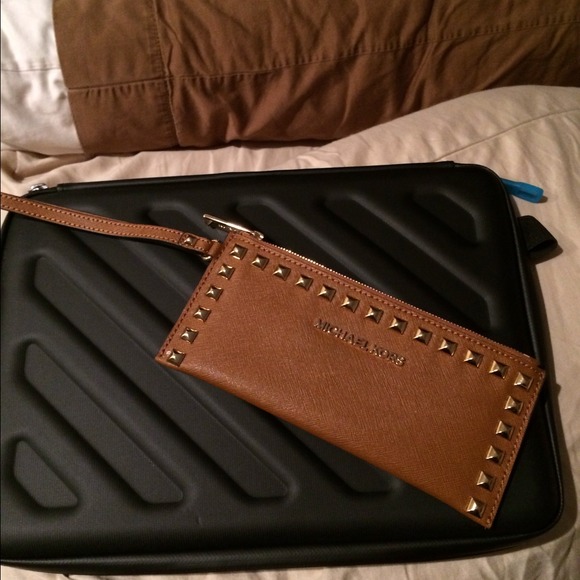 Michael Kors Wristlet