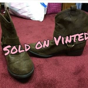 Sold! Boots