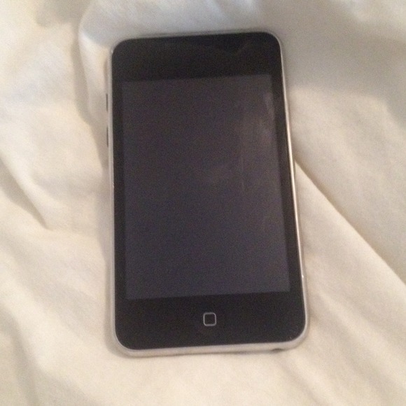 1st generation 8GB iPod touch