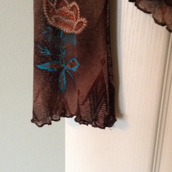 Almost sheer , long sleeved top - Picture 3 of 3