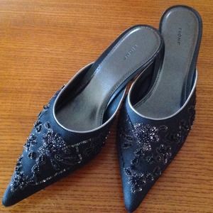 WOMEN'S DRESS SHOES