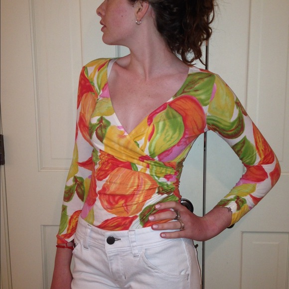 CABI TULIP FLORAL HANKY WRAP SIZE STYLE #579 XS