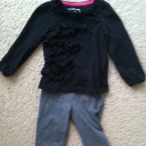 2T/3t black ruffle long sleeve shirt