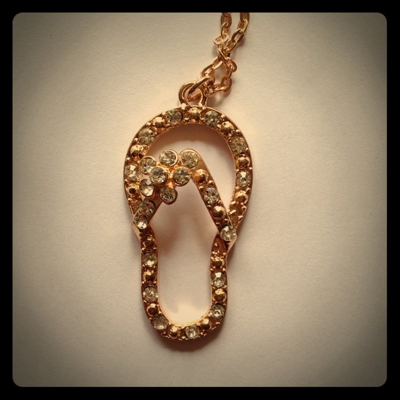 💖 2 for $10 💖 CLEARANCE! flip-flop crystal necklace