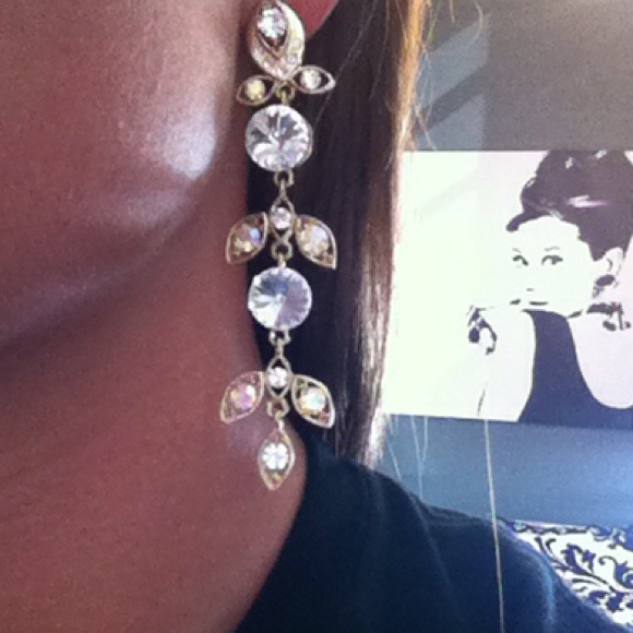 Beautiful gold dangle earrings💋 - Picture 4 of 4