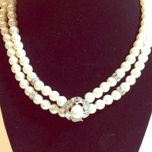 💃choker style pearl necklace 💃