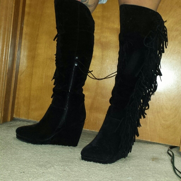 Suede boots