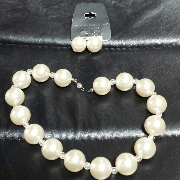 Necklace/earring set